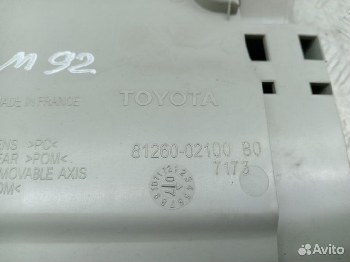 Плафон салонный Toyota Auris E150 1.6 1zrfe 124