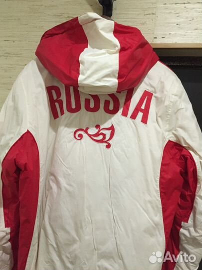 Продам оригинальную куртку