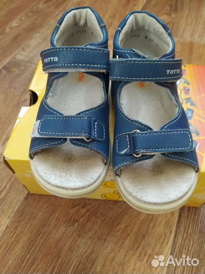 Сандали для мальчика 28