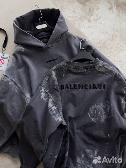 Свитшот balenciaga
