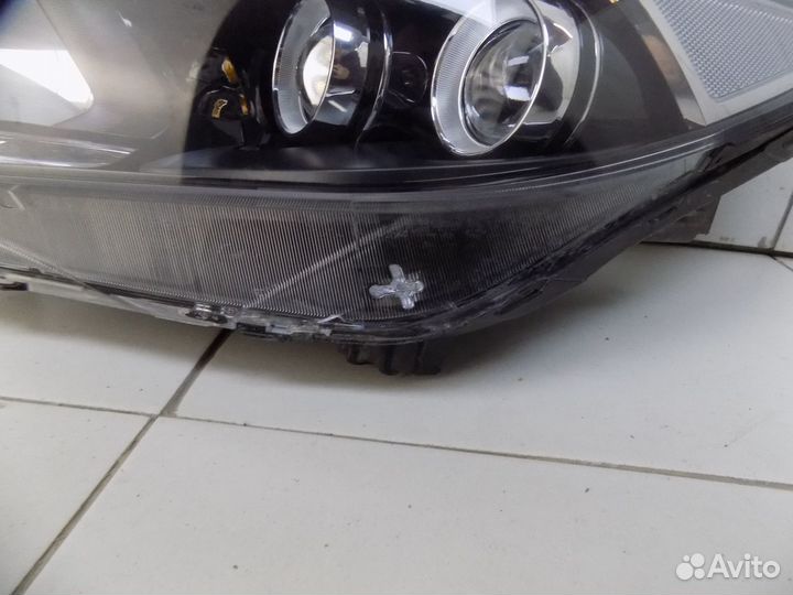 Фара левая Hyundai Tucson