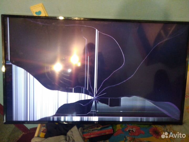 Телевизор LG разбор