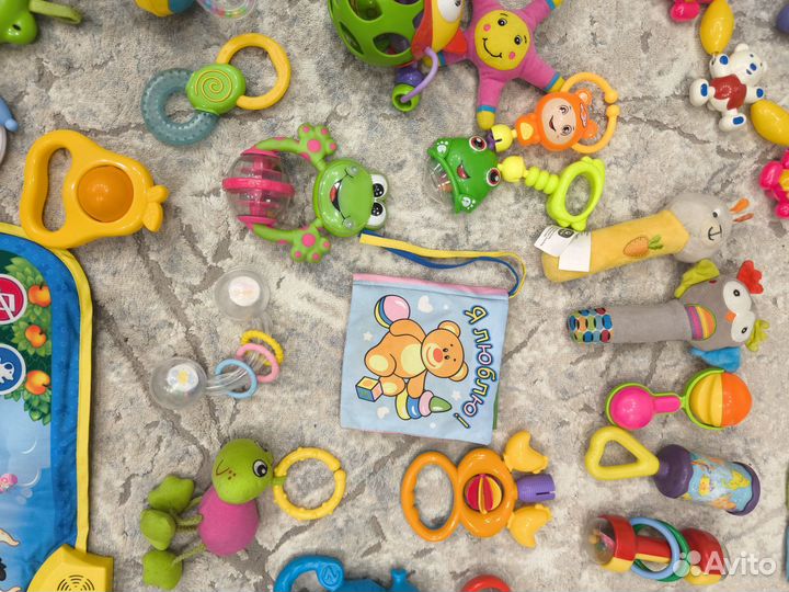 Детские игрушки, погремушки, грызунки пакетом