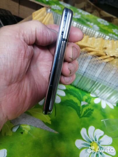 Телефон Nokia 6700