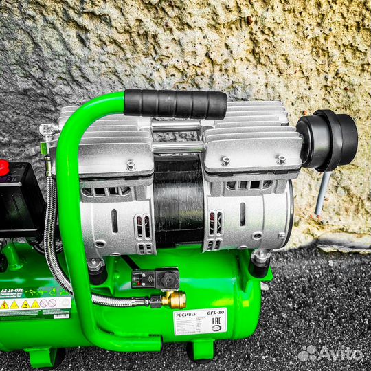 Компрессор ECO AE-10-OF1 безмасляный