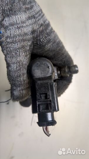 Форсунка топливная Seat Leon 2, 2012