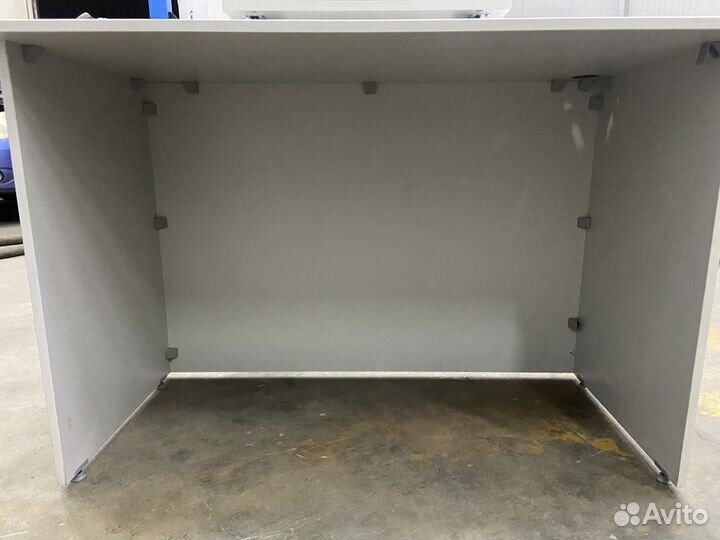 Стол компьютерный