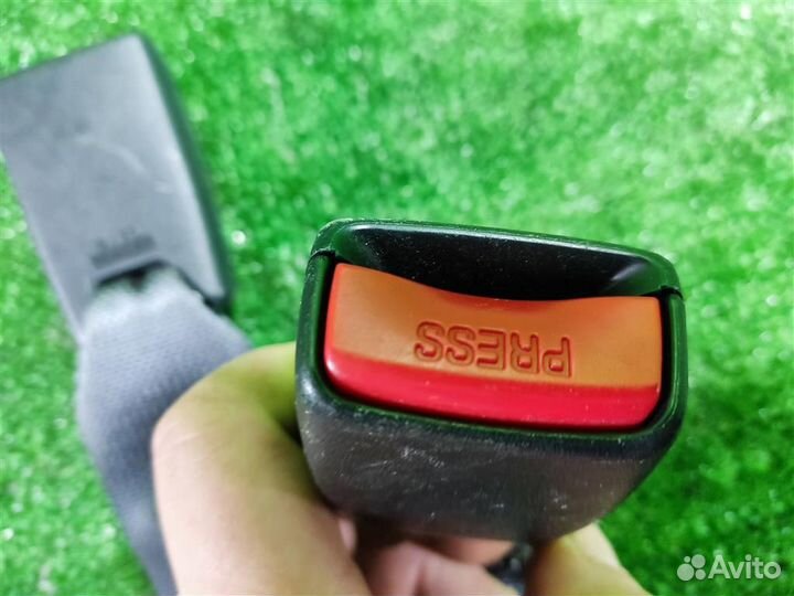 Замок ремня безопасности задний Honda Civic 4D (F