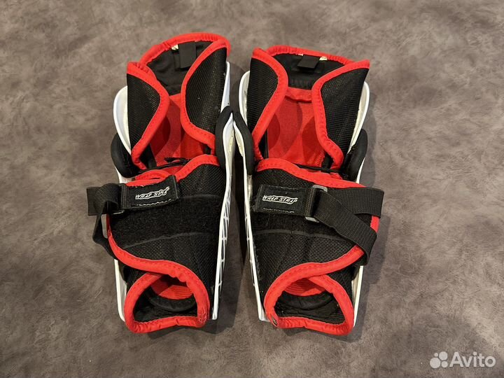 Хоккейные наколенники детские