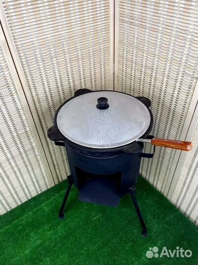 Казан чугунный 12 литров с печкой