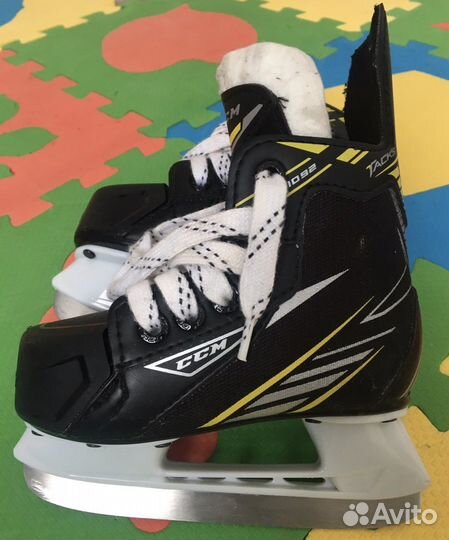 Хоккейные коньки CCM