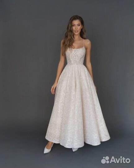 Свадебные платья