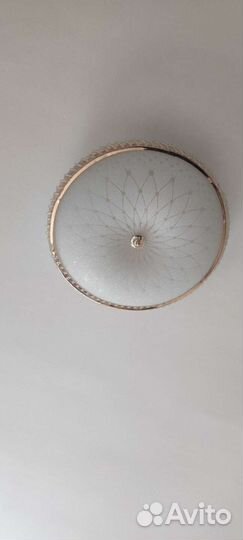 Светильник потолочный