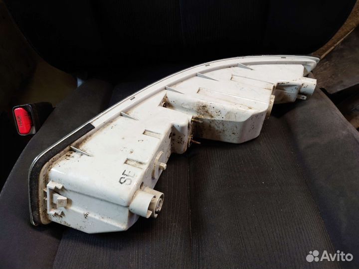 Поворотник птф nissan Almera classic левый