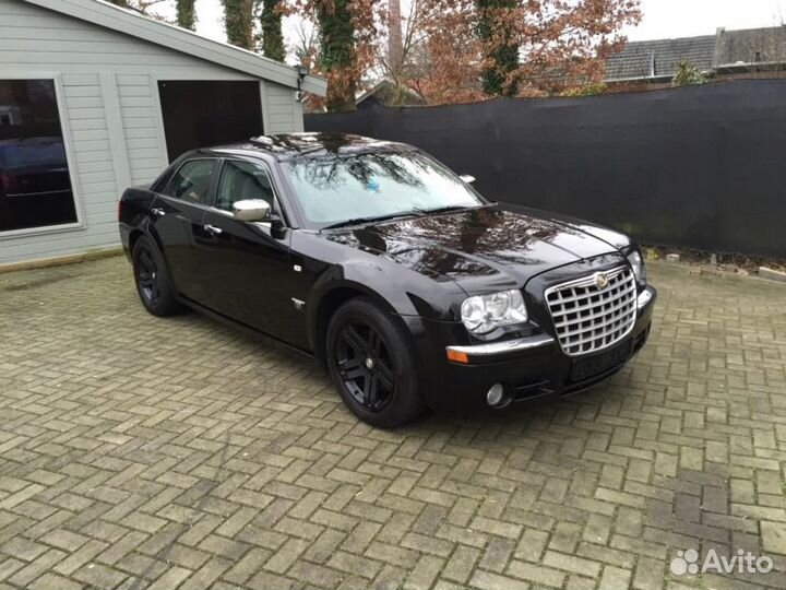 Chrysler 300C 2004-2011г на запчасти