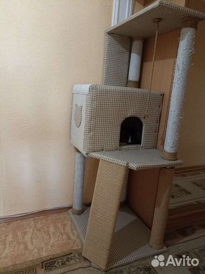 Домик для кошки с когтеточкой