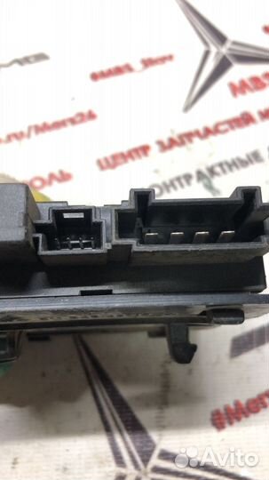 Блок keyless-go w211 Mercedes задней двери