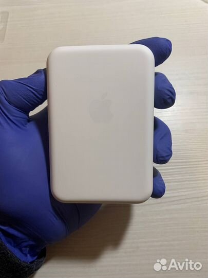 Magsafe battery pack