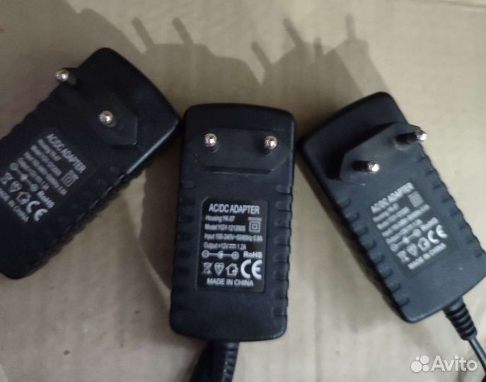 Адаптер блок 12v 1,2А