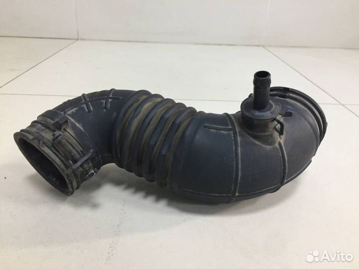 Патрубок воздушного фильтра Hyundai Solaris 2010-2