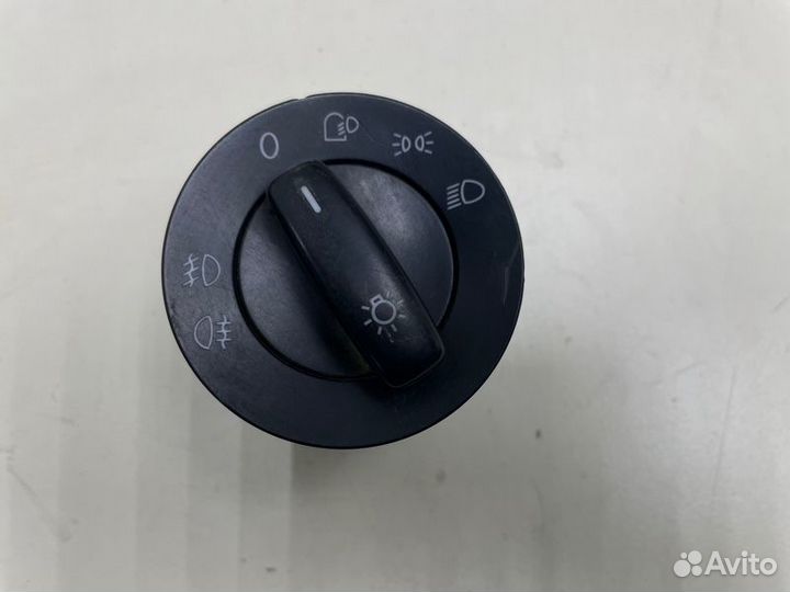 Переключатель света фар Volkswagen Passat BVY