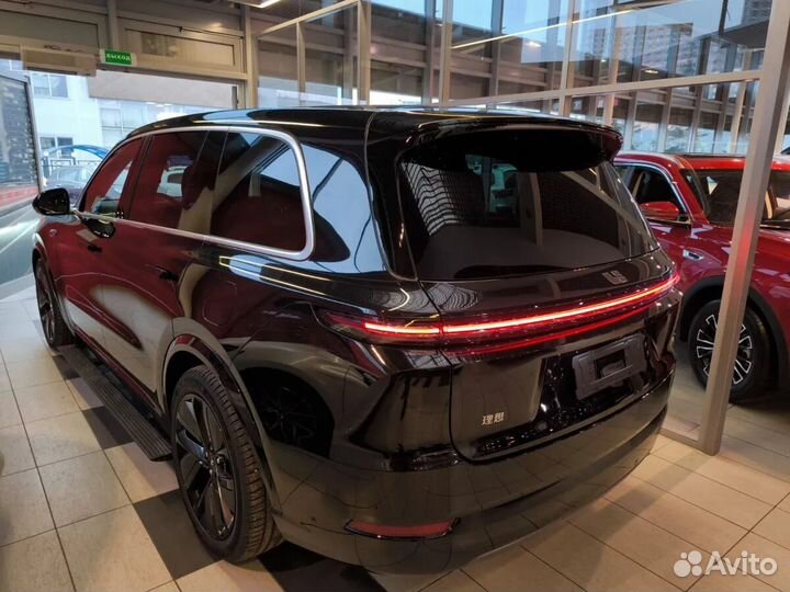 LiXiang L9 1.5 AT, 2023