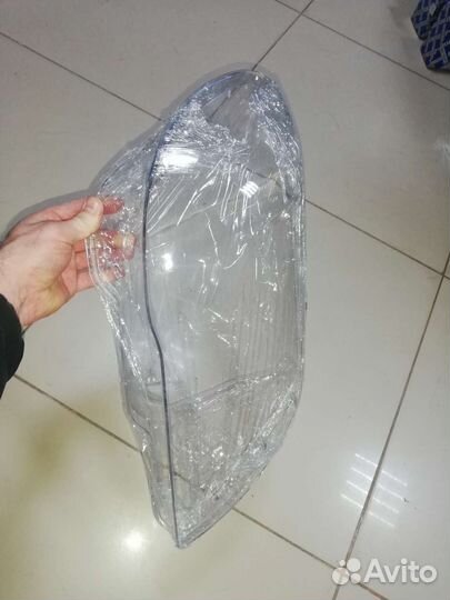 Стекло фары (иномарки)