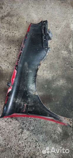 Крыло левое VW golf 4