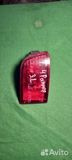 Фонарь задний задний правый Toyota 4Runner 2006