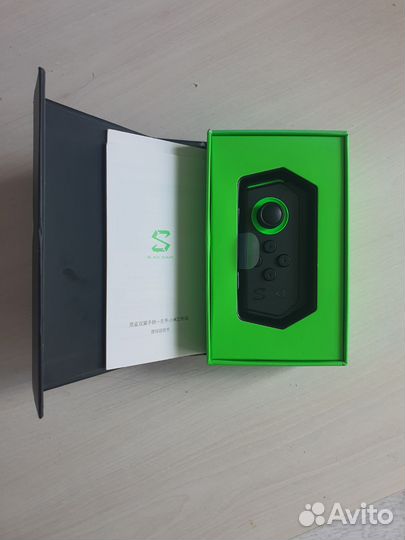 Игровой контроллер для телефона Black Shark