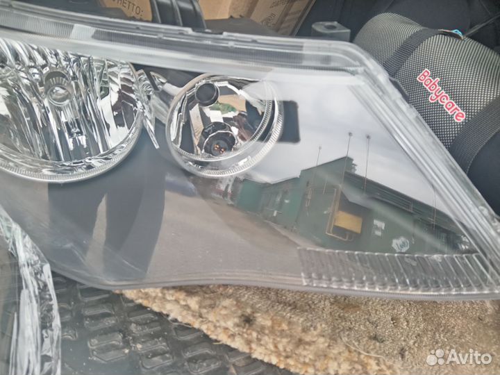Фара левая и правая митсубиси оутлендер xl
