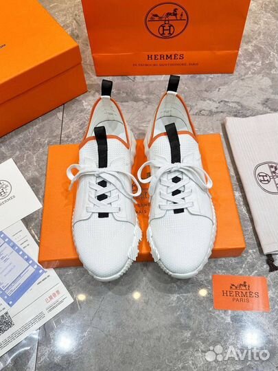 Кроссовки белые Hermes