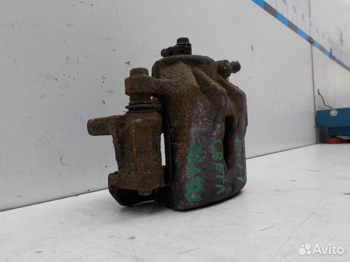 Суппорт передний левый Hyundai Creta