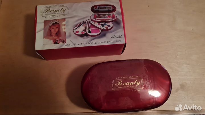 Набор косметики новый 1994 год
