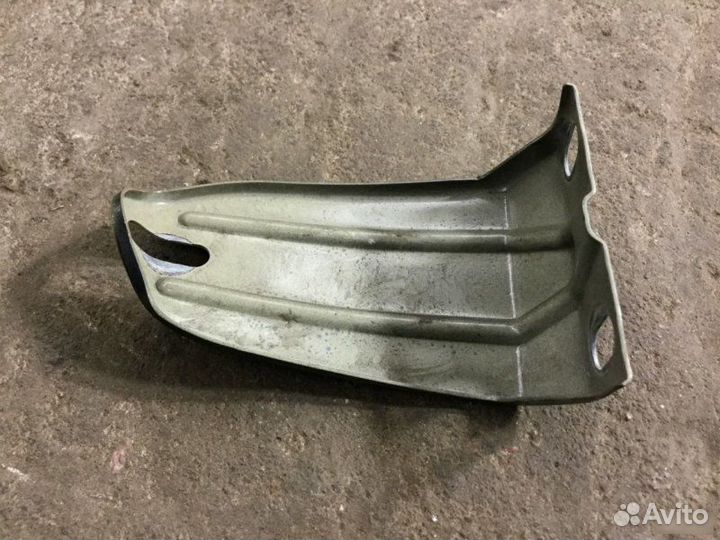 Кронштейн крыла Porsche 911 997 2004-2012