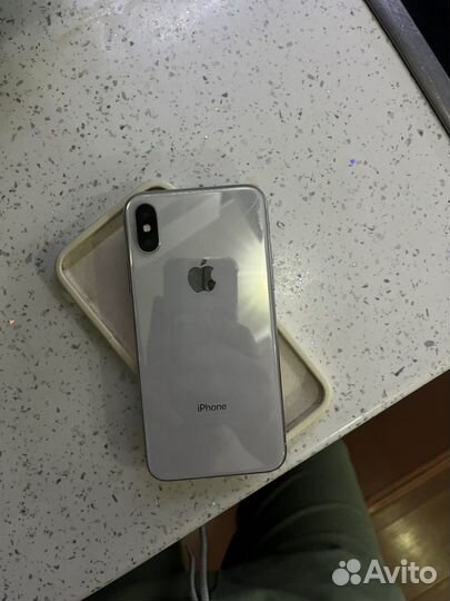 iPhone X, 256 ГБ