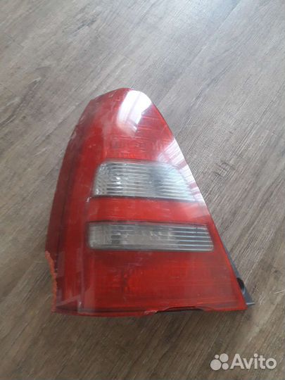 Задний фонарь Субару Форестер