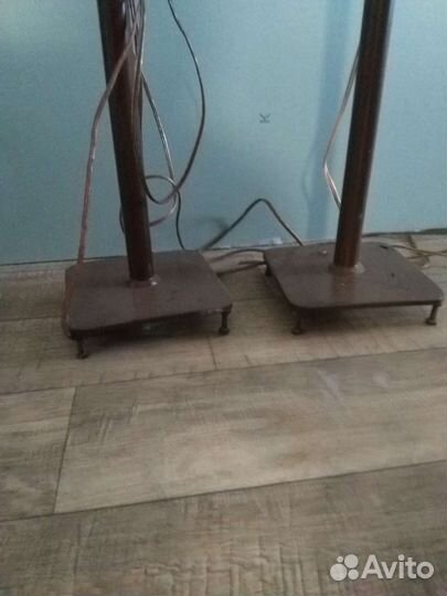 Стойки для акустики