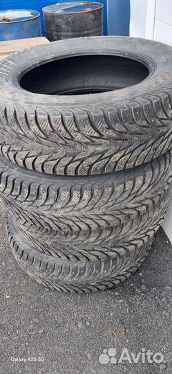 Yokohama IceGuard Stud IG65 225/65 R17