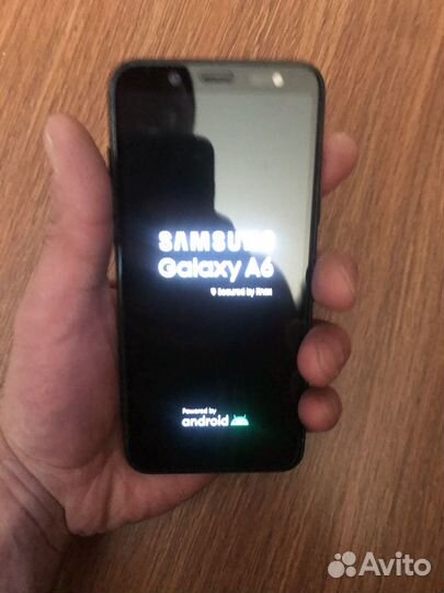 Samsung Galaxy A6, 3/32 ГБ