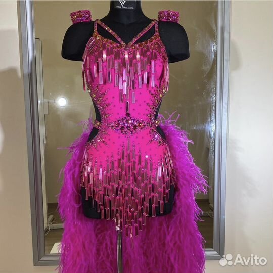 Платье для бальных танцев