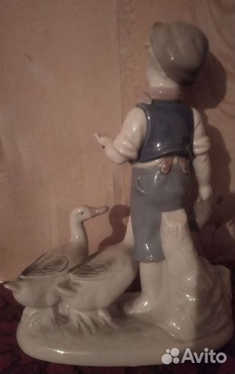 Фарфоровая статуэтка Германия