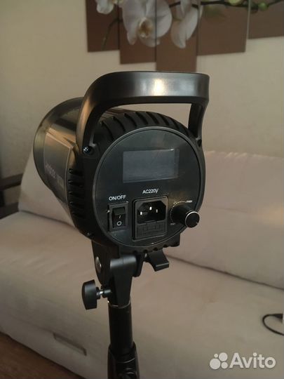 Студийный постоянный свет