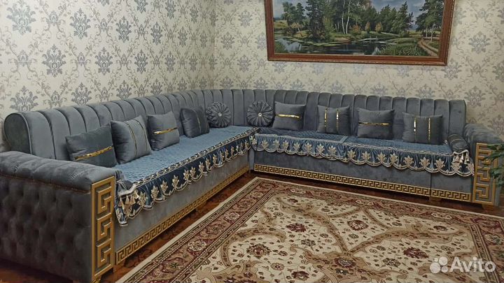 Угловой диван «Версаче»