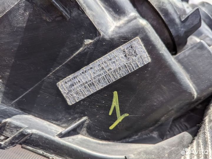 Фара левая Geely MK Cross Джили мк Кросс 2011