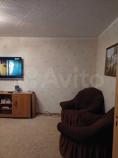 2-к. квартира, 50 м², 6/9 эт.