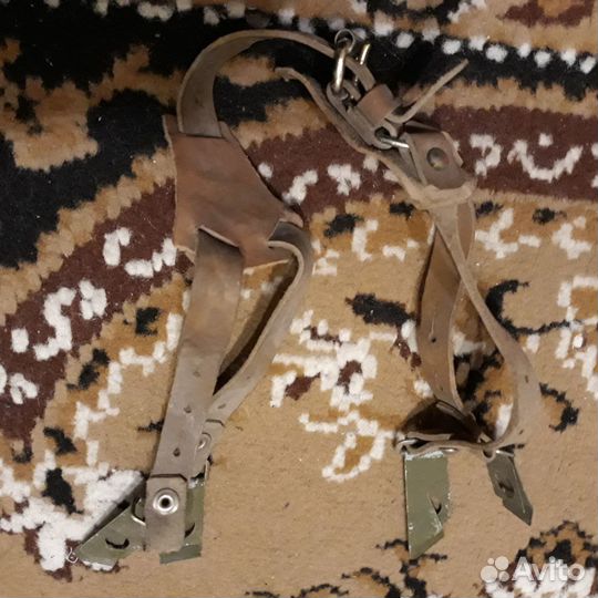 Каска армейская (шлем стальной)