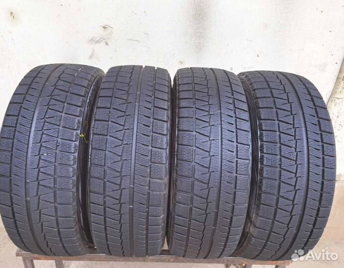 Bridgestone Blizzak Revo GZ 225/45 R18 91Q