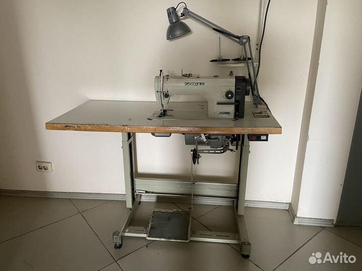 Швейная машина zoje