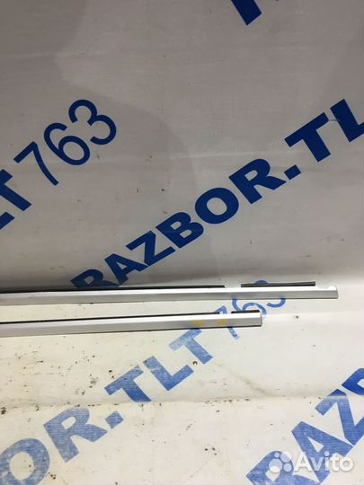 Уплотнитель стекла наружний porsche cayenne S 957